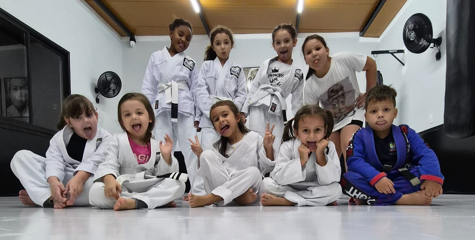 Treino de Jiu-Jitsu na Escola Bragantina